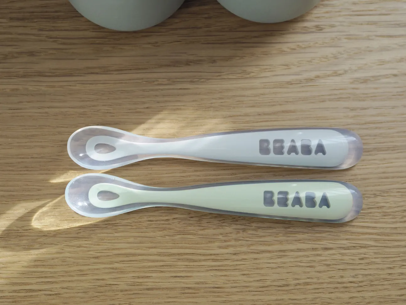 Lot De 2 Cuilleres 1Er Age Silicone Avec Boite De Transport