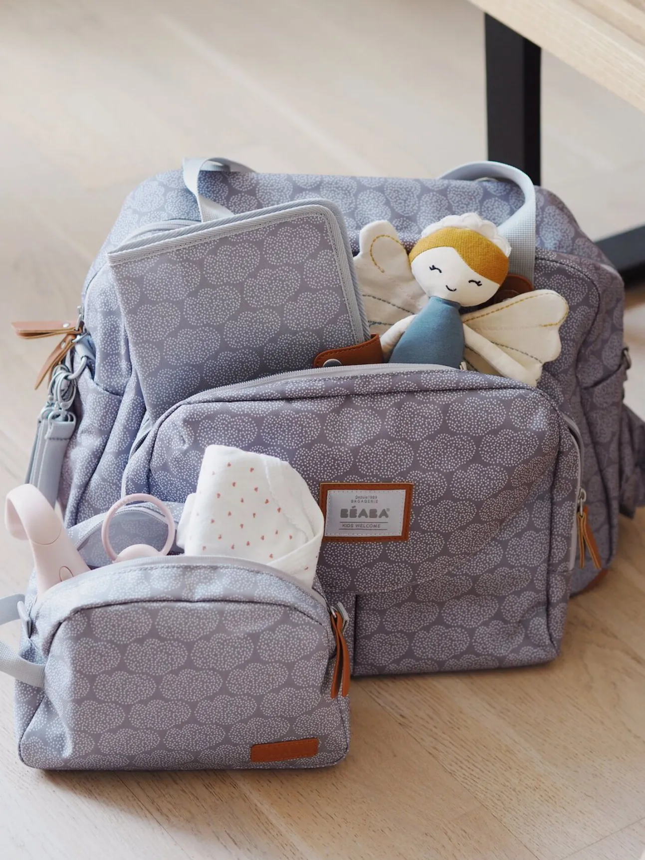 Protege Carnet De Sante Tiny Dots