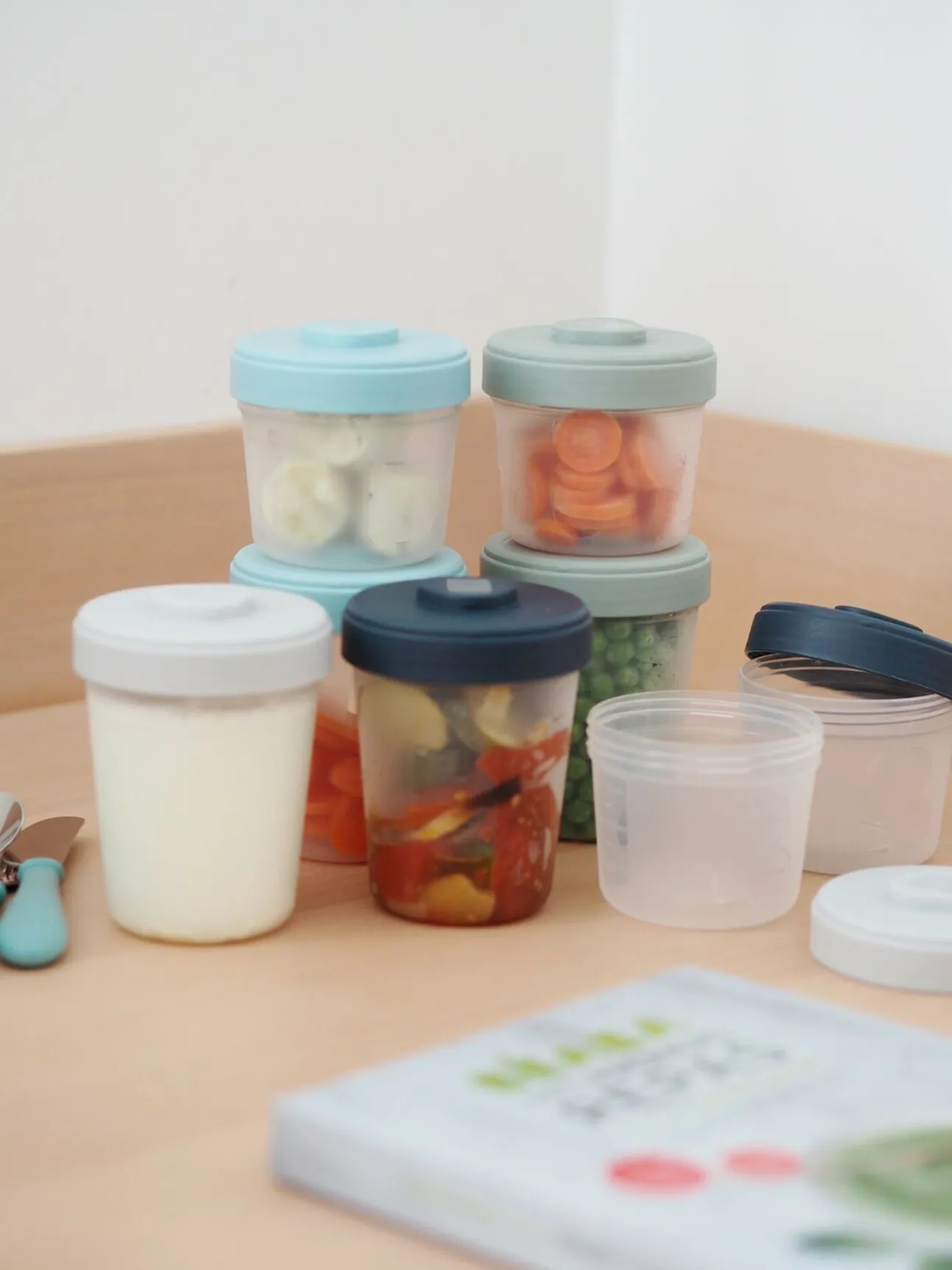 Set 2Eme Age 8 Portions Clip (4X150Ml + 4X250Ml)