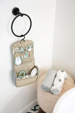 Trousse De Toilette Nomade Sage Green